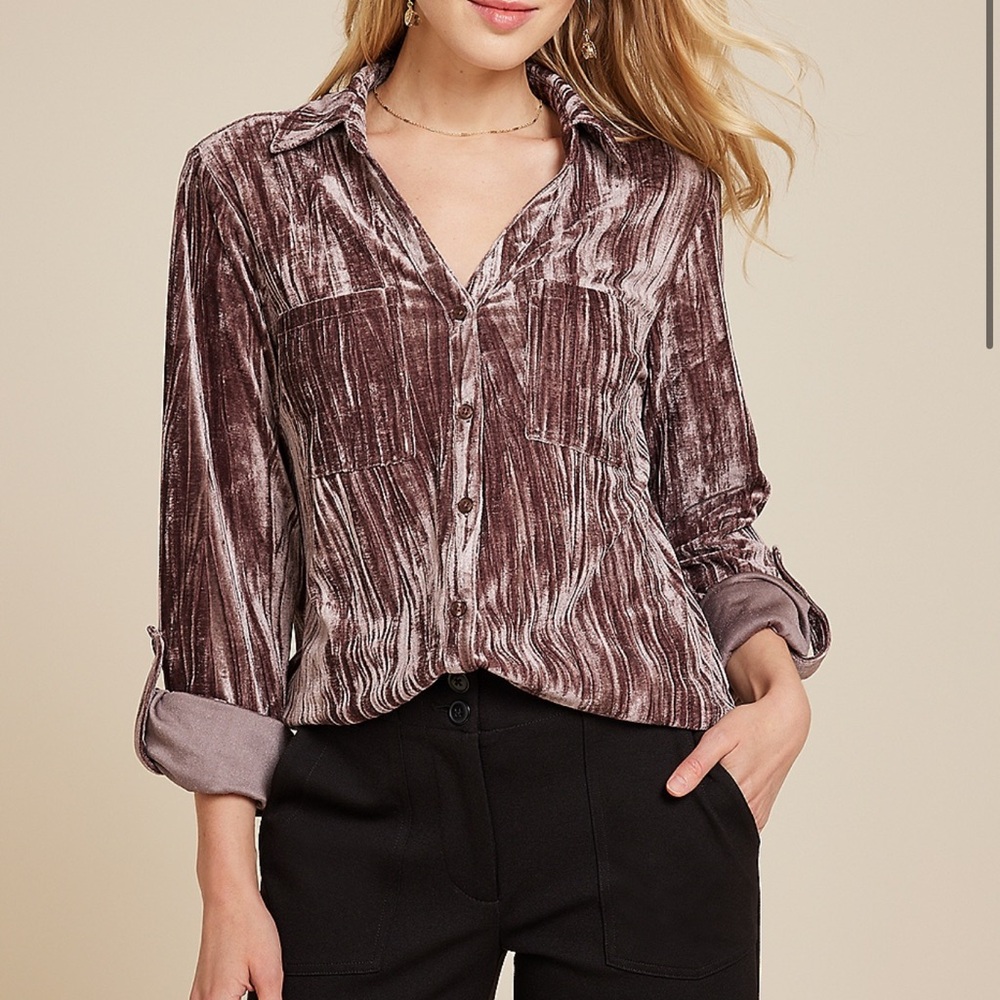 New| Size M | Maurices | Winona Velvet Button Down Blouse
